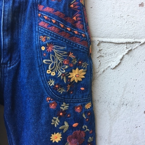 Spell & the Gypsy Collective Wanderlust Embroidered Jeans size XS - Picture 8 of 15
